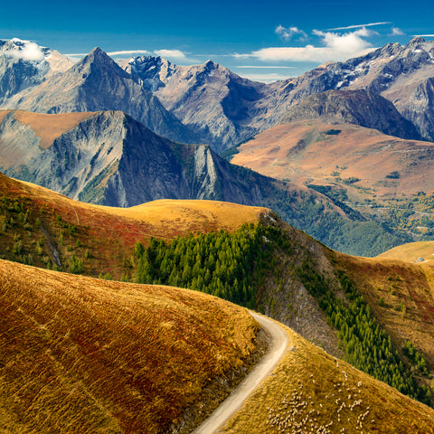 Image of the Ecrins National Park on the GR54 trek